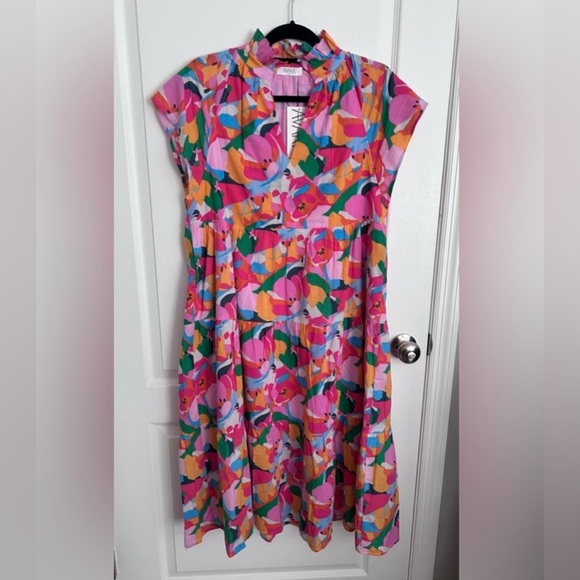 Avara Dresses & Skirts - Avara womens midi dress Size S